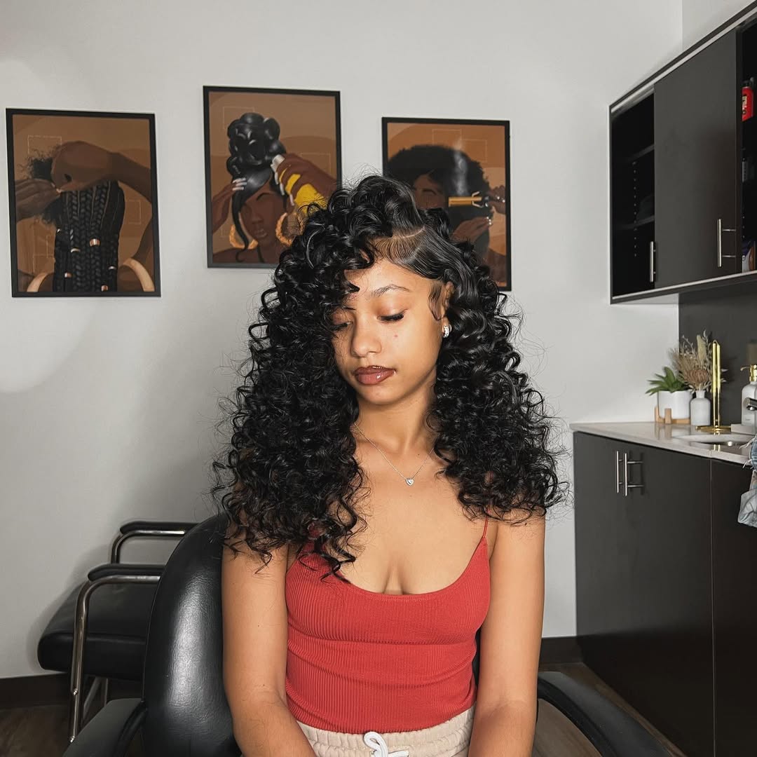 Bouncy Glueless Lace Wig